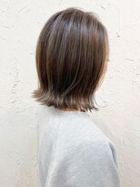 フロール(Flor)&nbsp;【flor 戸塚】*くびれボブ+オリーブベージュ*