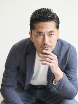 ハーバーズ バイ エムスラッシュ 鎌倉由比ヶ浜(Harbors by M.SLASH) 鎌倉/アップバング/ニュアンスパーマ/メンズパーマ