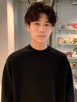 メンズサロン ブロック(Men's Salon bloc) センターパート　アップバング　波巻きパーマ　ニュアンスパーマ