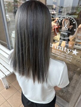 トリニティ(trinity) ブリーチなしカラー・髪質改善カラー【豊見城・南風原・糸満】