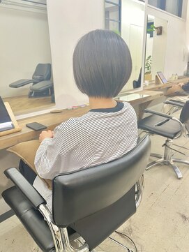 ヌーク(nuuk) #髪質改善#ヘッドスパ#縮毛矯正#インナーカラー#ハイライト#前髪