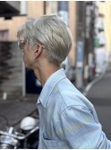 メンズセンターパート×ホワイトブロンド
