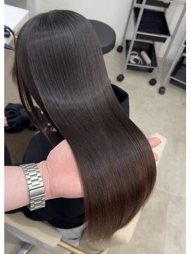 コア 梅田(Core) 髪質改善　艶髪　酸性縮毛矯正　梅田