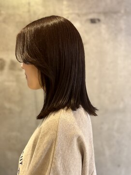 赤み消し◎アッシュグレー大人レイヤー（30代～に人気）