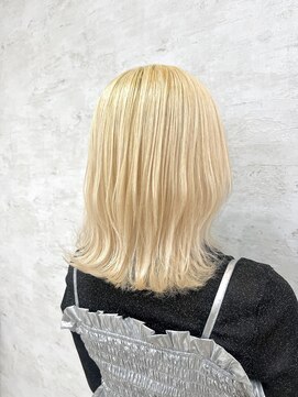 イル(iLu.) ブロンド/ブリーチ/ケアブリーチ/金髪/トリートメント