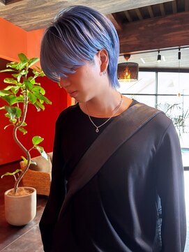 テラ 仙台(Tera) 白になるコバルトブルー × スリークウルフ