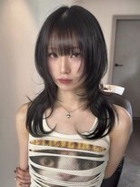 アイヴァン(AIVAN)&nbsp;ハッシュカット ミディアムレイヤー 顔周りレイヤーii