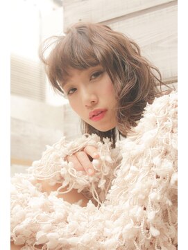 トッカ ヘアアンドトリートメント 難波店 切りっぱなしボブ