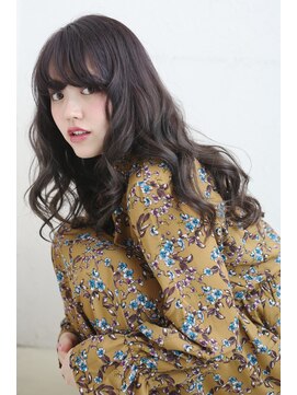 フロール(florun) しっかりカールで軽やか黒髪ロング