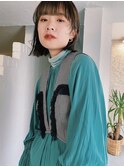 切りっぱなしボブ 顔まわりレイヤー