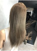 アッシュベージュ