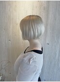 ハイトーンショートボブ
