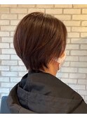 束感ショートボブ