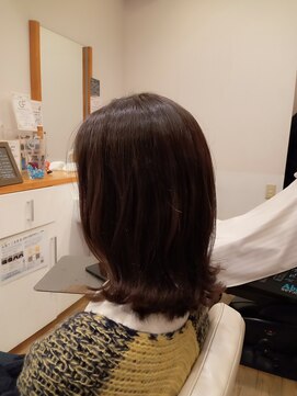 ロッソ 川口店(ROSSO) 外ハネヘアグレージュヘアー