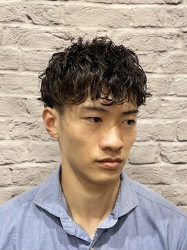 グレイスフル バーバープラチナム 六本木店(Graceful Barber platinum) ツーブロック/スパイラル/パーマ/簡単セット