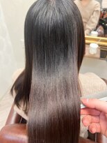 無垢(muku)&nbsp;大人可愛い小顔美髪ツヤ髪髪質改善シンプルストレートA2