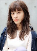 [ANDREY]グレーベージュ/レイヤーロング/前髪パーマ黒髪カタログ