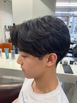 キングオブヘア バイ ノイズ 梅田茶屋町店(KING of hair by NOISM)&nbsp;センターパートショートヘアツイストパーマニュアンスパーマ