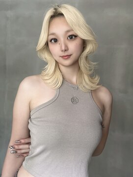 ロンド ジュルード 名古屋(Lond jeloud) ブロンド×レイヤーで可愛いさ増し増し