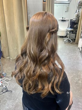 アンジュレーブ(AngeReve) 前髪カット顔まわりカット専門店 【アンジュレーブ銀座】