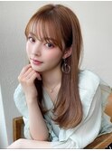 後れ毛が可愛い顔周りハイレイヤーロングチェリーブラウン