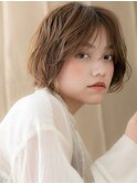細めハイライト抜け感ひし形フェザーショート309W上尾20代30代
