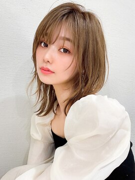 アフロート エル 大阪(AFLOAT L) 似合わせカットで華やかな動きを！ミディアムが可愛い！