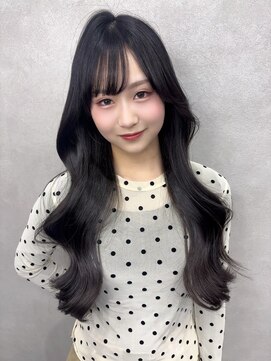 エミュ(Aimu.) ヨシンモリ(大分/大分駅/府内/中央町/韓国ヘア/顔周り/レイヤー)