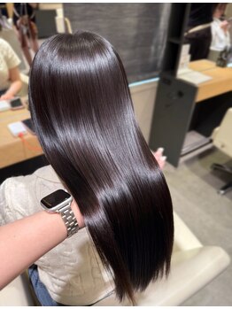 グレース(GRACE)の写真/神が変われば、毎日が変わるつるりんちょで叶える、指通り滑らかでまとまりのある思わず触れたくなる美髪へ