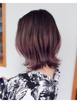 ヘアーラボ ハチ(HAIR LABO HACHI)&nbsp;ミディアム外ハネスタイル