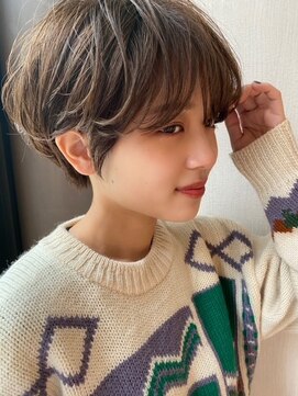 アリエッタ ギンザツー(ARIETTA GINZA2) マッシュショート/くすみグレージュ/こっくりカラー/20代30代/冬