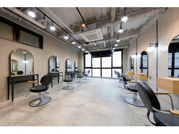 髪質改善&トリートメント over hair 高槻店【オーバーヘアー】
