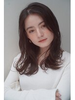レジュアル(RESSUAL)&nbsp;カーキグレージュ　黒髪　大人かわいい　フェザーバング