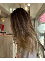 タオ 河原町(Tao) "やわらかいベージュのバレイヤージュ"