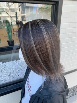 シャーマン(SHERMAN) コントラストシルバーハイライト