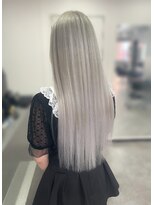オズ 梅田店(OZ)&nbsp;#ホワイトシルバー#エクステ/60枚＃スーパー人毛＃髪質改善#量産