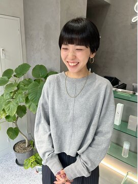 ジーナ 神戸 三田駅前(Zina) コンパクトショート/黒髪/暗髪