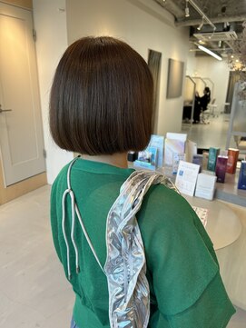 シダ(sida SAIIN) 【牧内】ベージュカラー/ミニボブ/20代30代