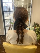 ネバーランド 平成店(NEVER LAND)&nbsp;ツイン編みおろしヘアアレンジ