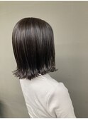 オリーブグレージュ