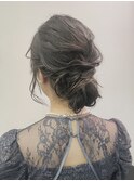 後れ毛結婚式アップスタイル