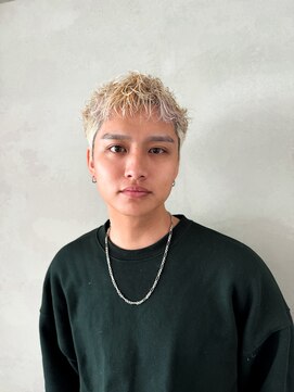 タス(tas) メンズブリーチパーマ