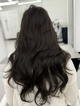 アマトウキョウスマートサロン(AMA TOKYO×Smart Salon) シアーベージュ　ブリーチなし　レイヤーカット　海外風