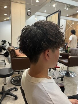 ナンバー エミライ 溝の口(N° emirai) ツイストスパイラル