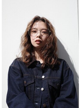 レイヤーカット×ロングパーマ「レディース」　博多、博多駅前