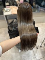 セシル(SECYL)&nbsp;【ミヤガワモモエ】毛先までまとまるサラサラ美髪