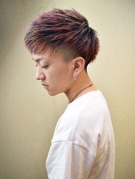 ヘアスタジオヘーフリヒ(HAIR STUDIO HoFLICH) ☆2ブロック/えぐり刈り上げ/束感ショート/派手カラー☆