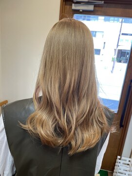 ヘアーゾーン ハチマルハチ 登戸駅前店(Hair Zone 808) ハイトーンインナーカラー