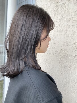 フロア(FLOOR) ナチュラルロングウルフ/透明感カラー/おくれ毛