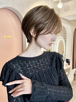 ヘアーアンドカラー プラーチェ 相模原(hair color Plaatje)の写真/【相模原】抜け感まで作りこむ。大人可愛い上品ショートに周りの視線も釘付け♪